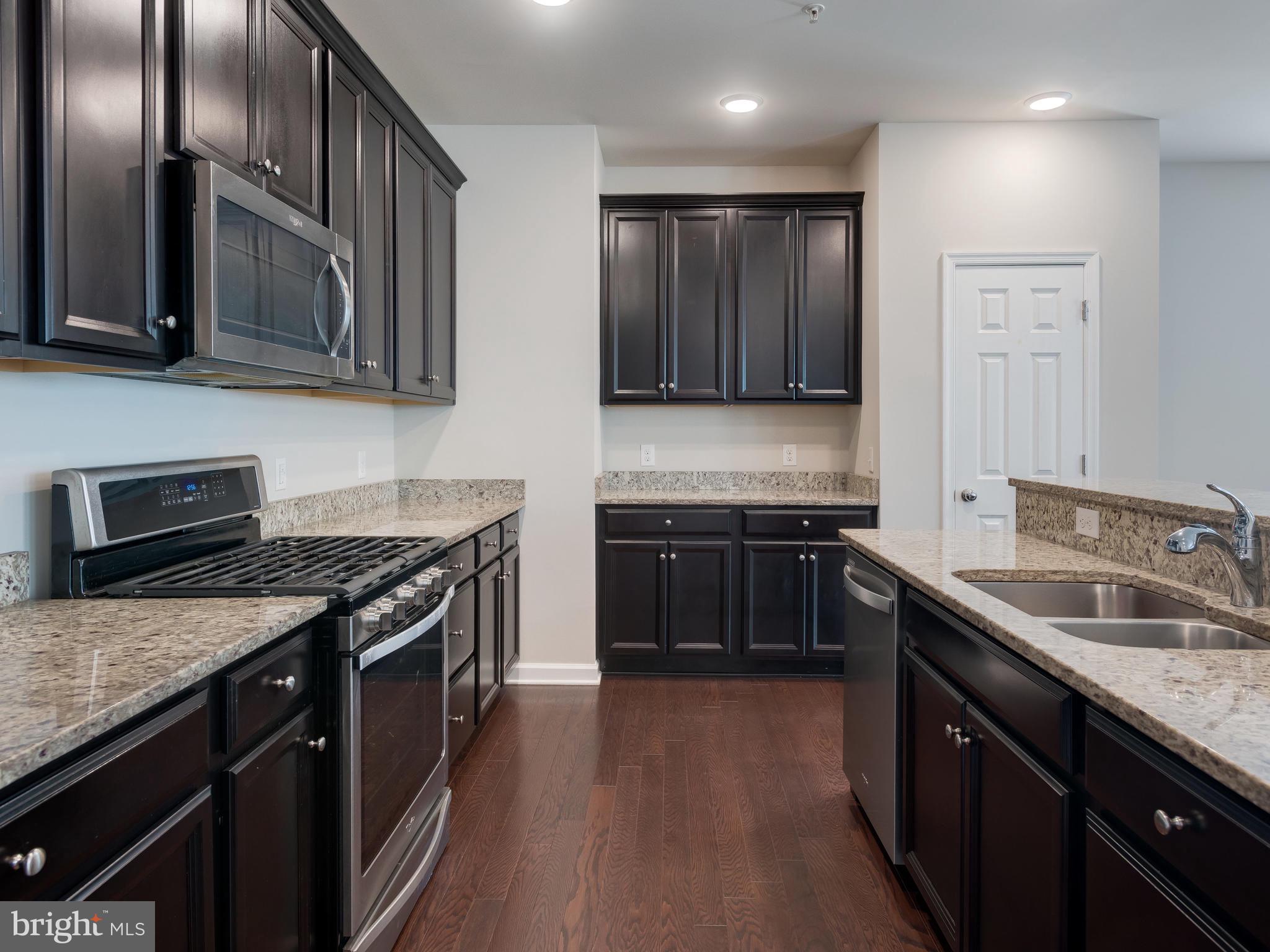 COURT AT CHESTER SP - Residential