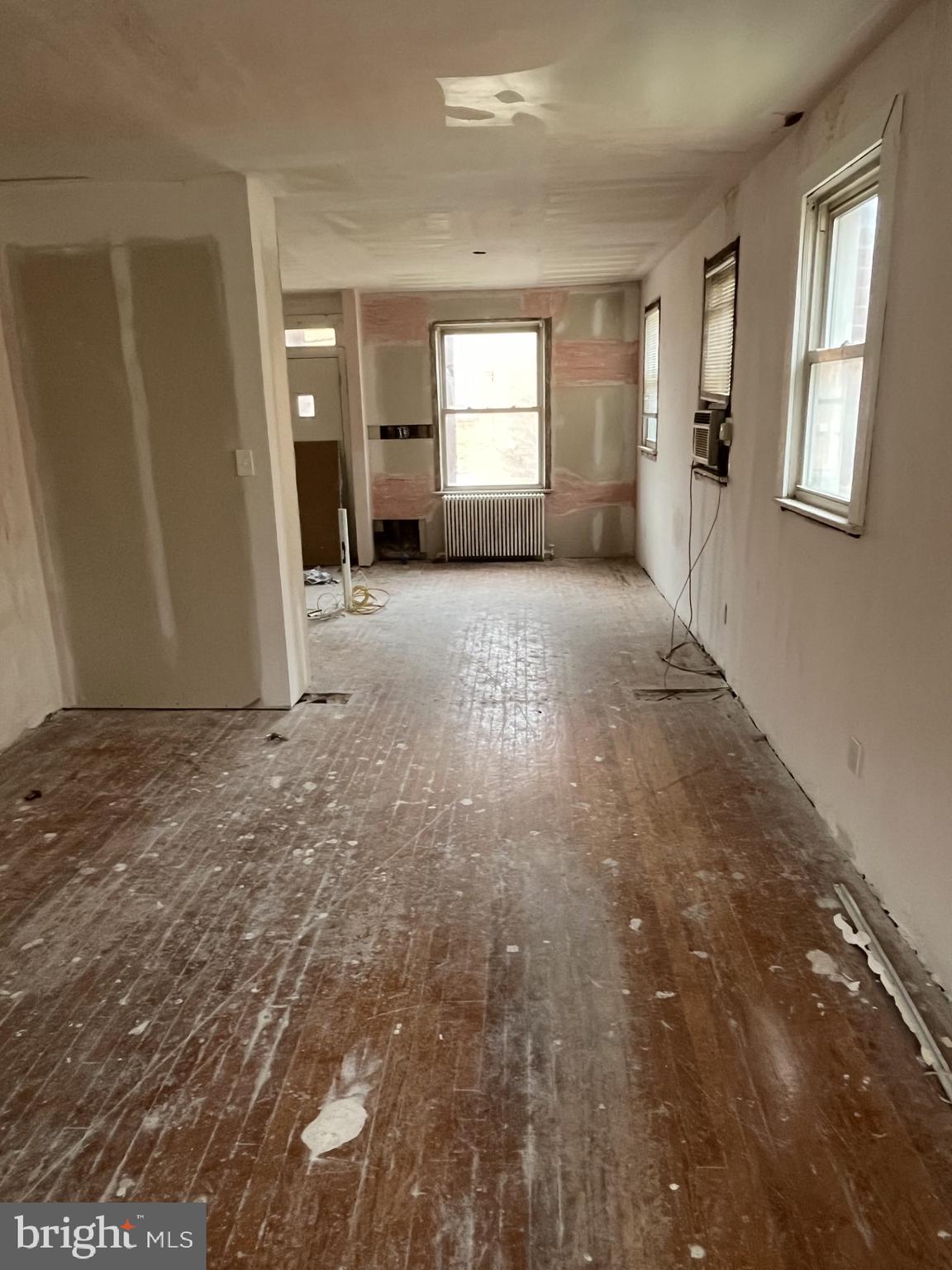 1807 FORT DAVIS STREET SE