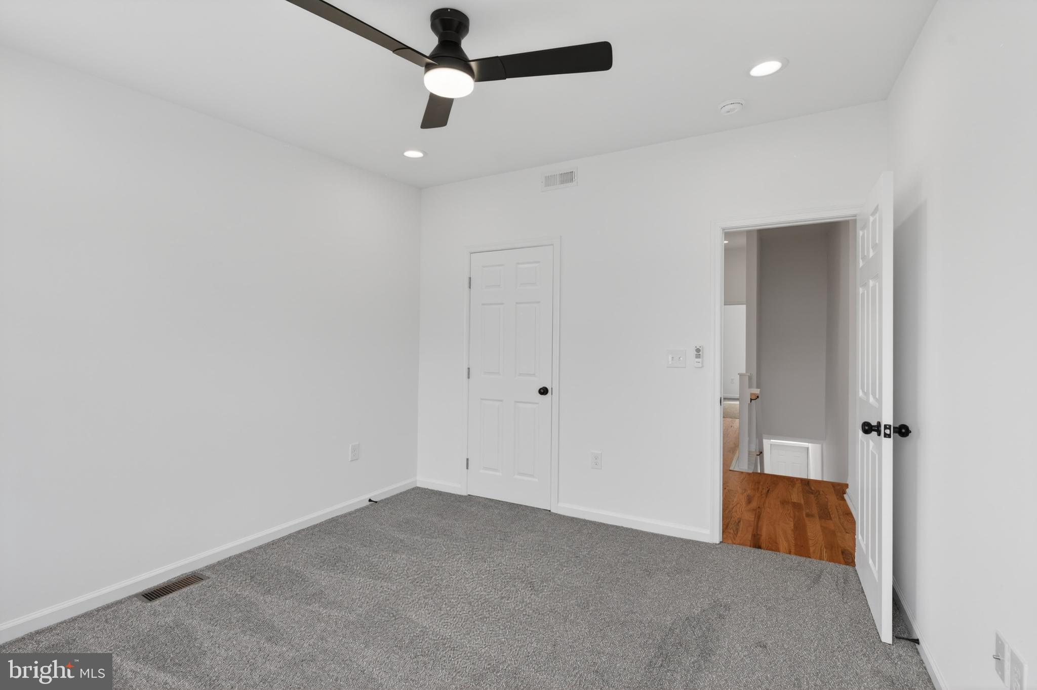 GREEKTOWN - Residential