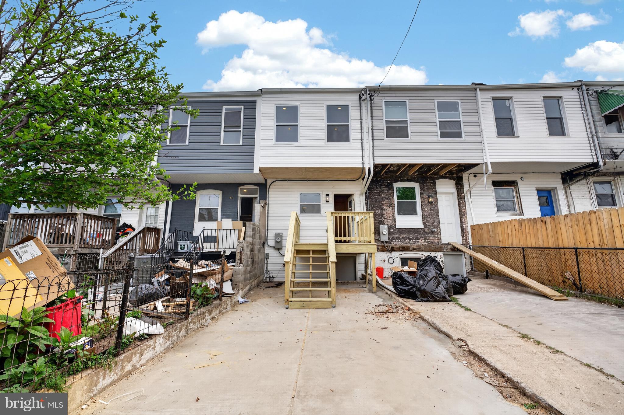 GREEKTOWN - Residential