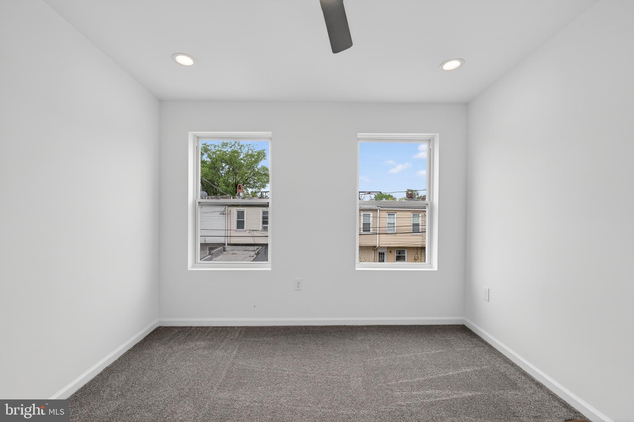 GREEKTOWN - Residential