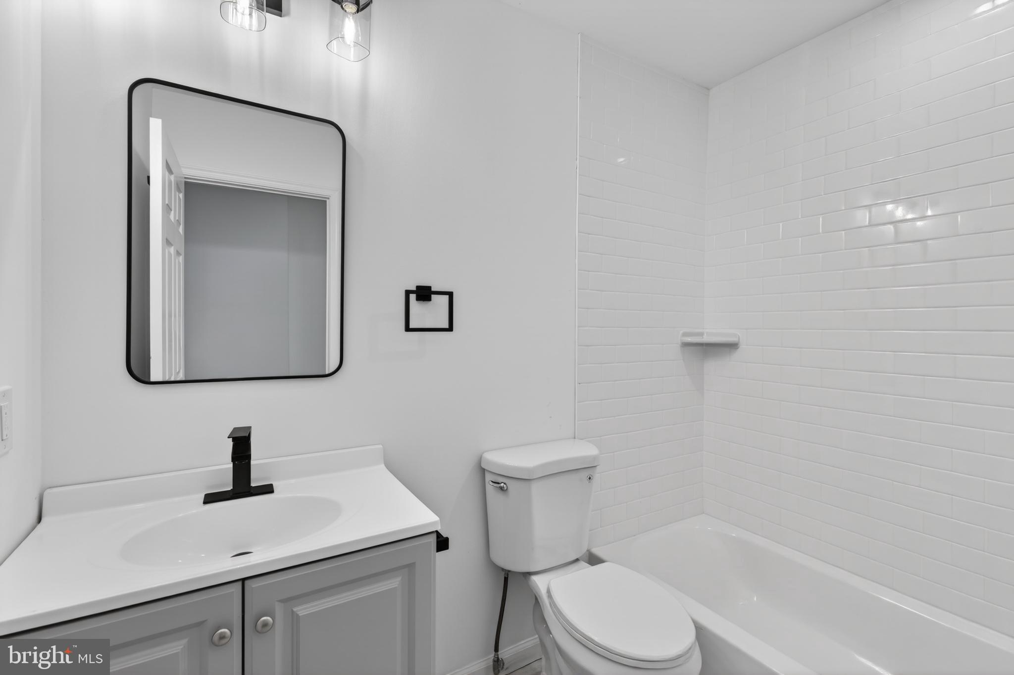 GREEKTOWN - Residential