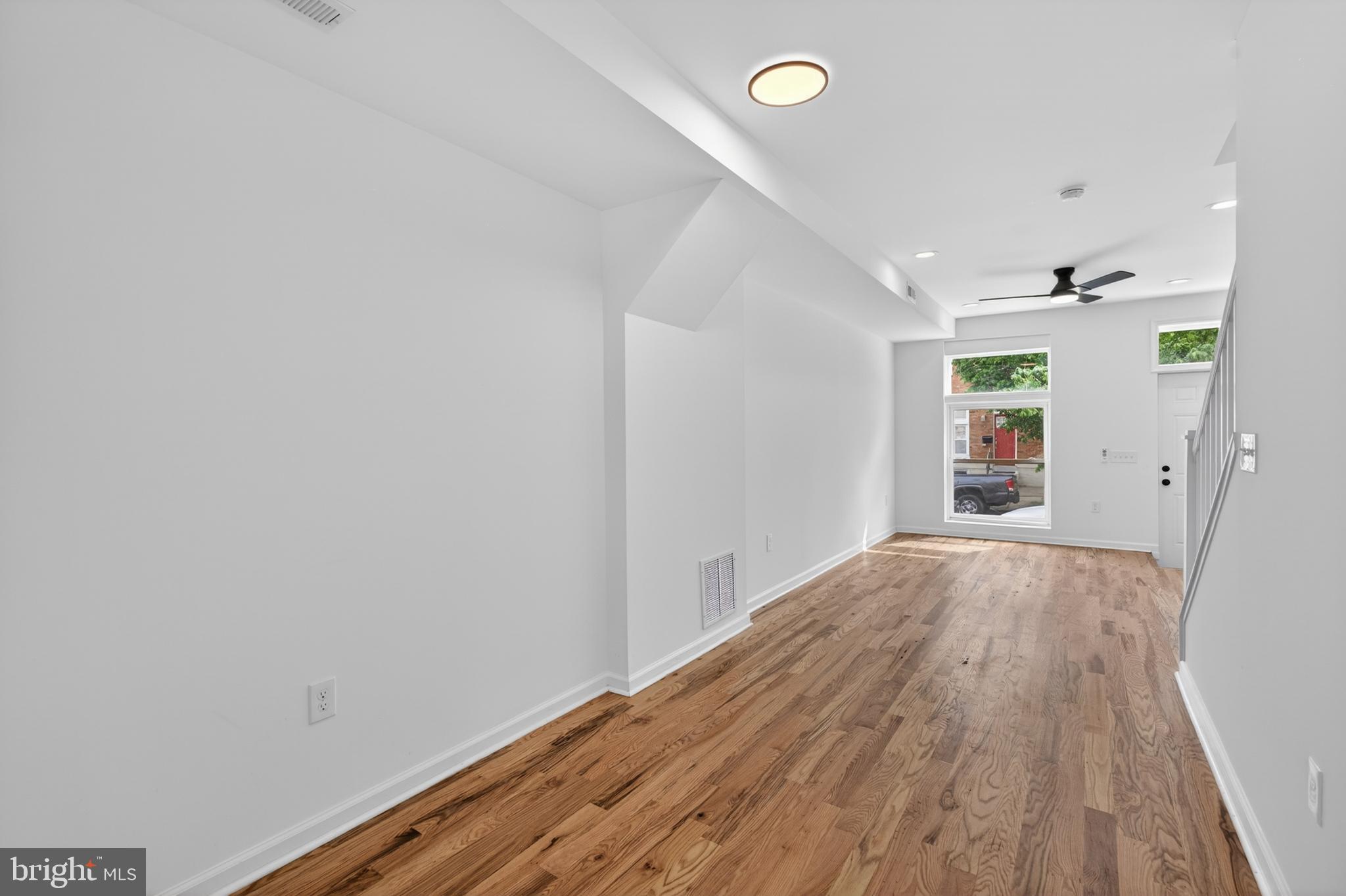 GREEKTOWN - Residential