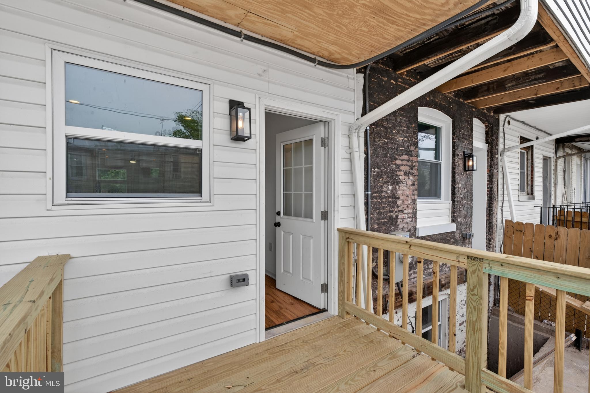 GREEKTOWN - Residential
