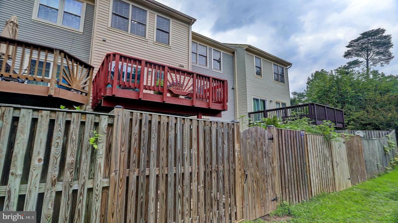 PENDLETON PARK - Residential Lease