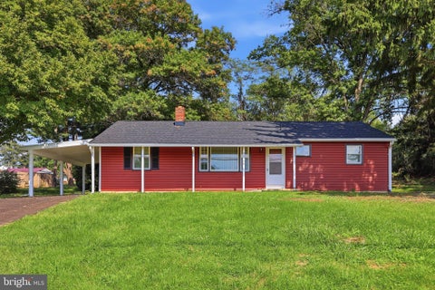 Homes For Rent - 4015 Jefferson Pike<br/> Frederick County, JEFFERSON, MD 21755