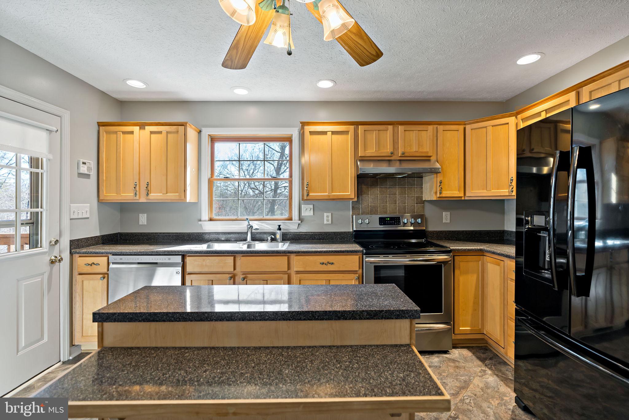 TIMBER RIDGE - Residential