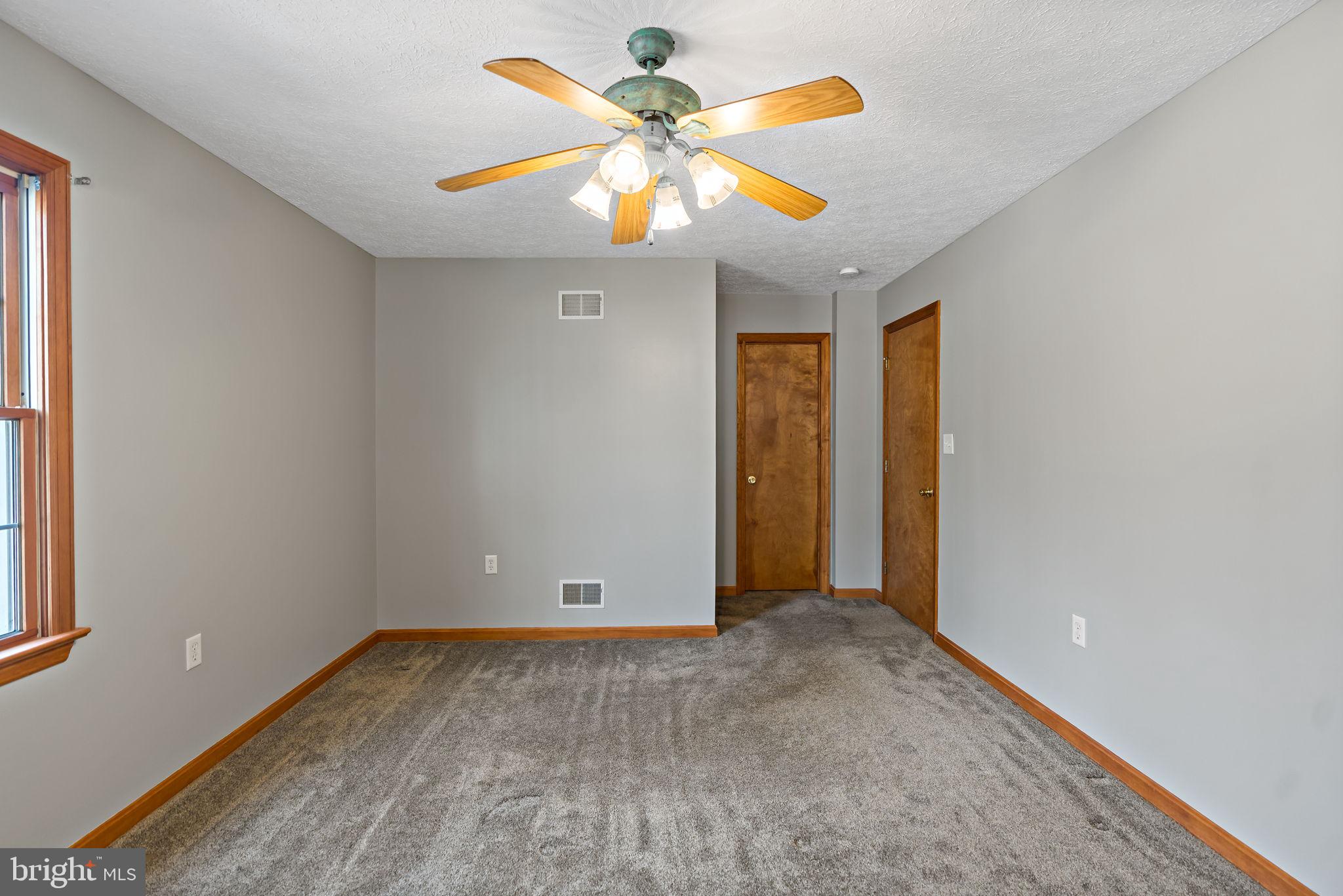 TIMBER RIDGE - Residential