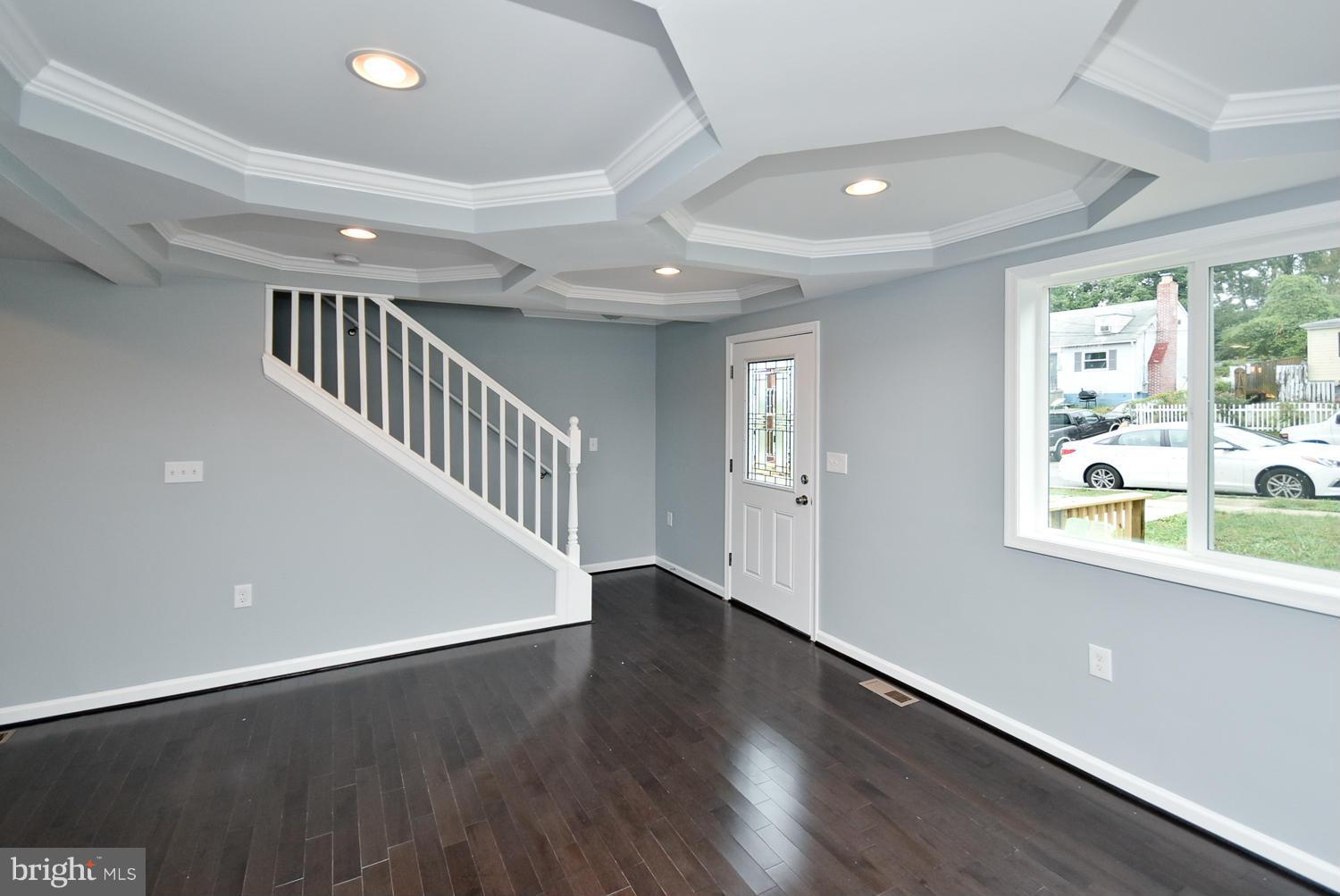 WEST LANHAM HILLS - Residential