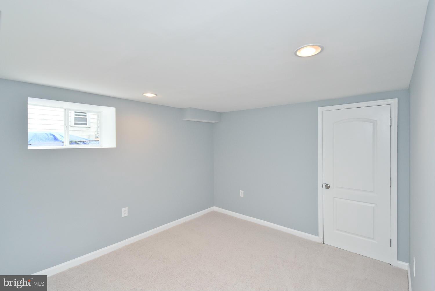 WEST LANHAM HILLS - Residential