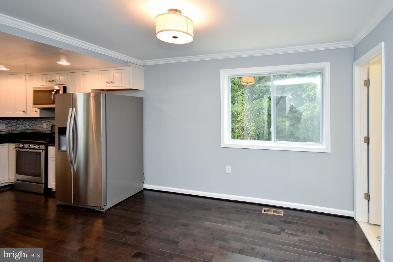 WEST LANHAM HILLS - Residential