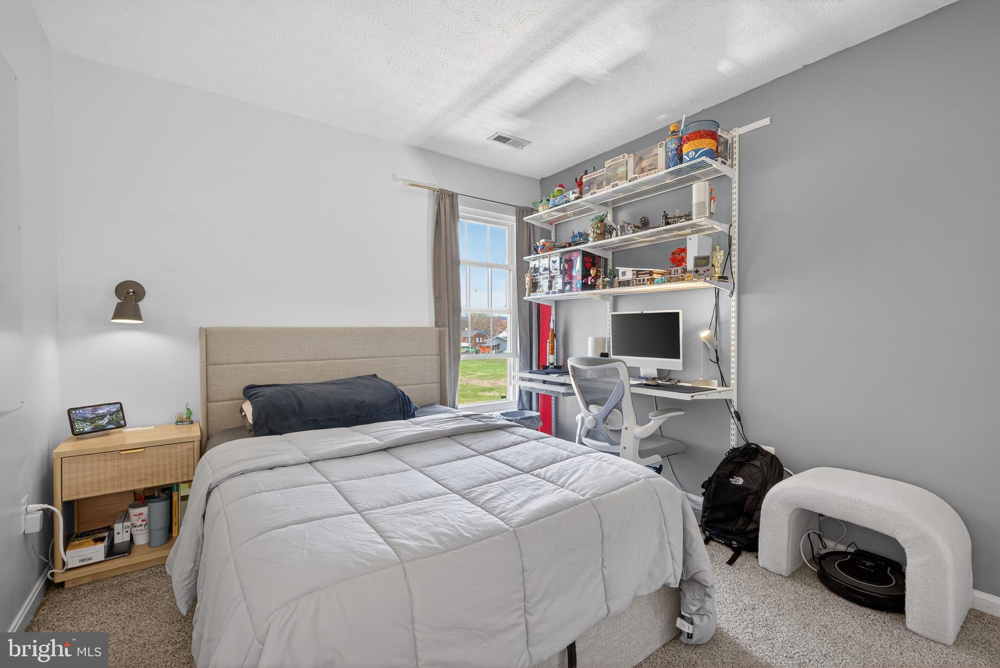 EMERALD FARM - Residential