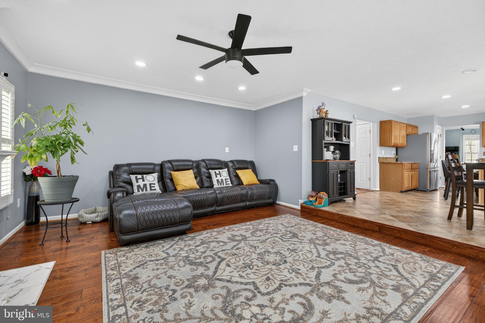 EMERALD FARM - Residential