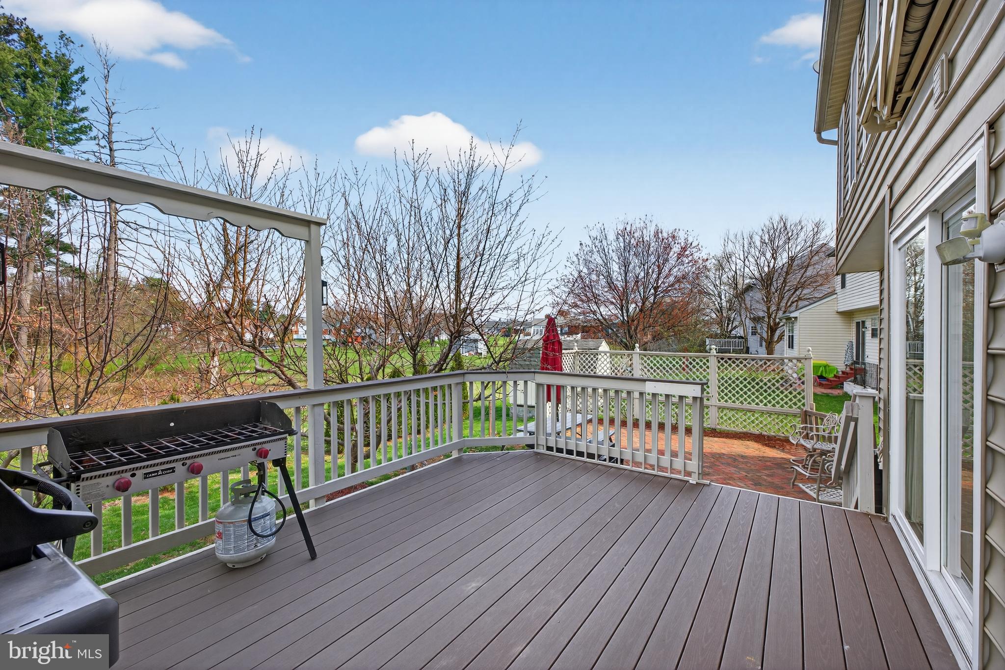 EMERALD FARM - Residential