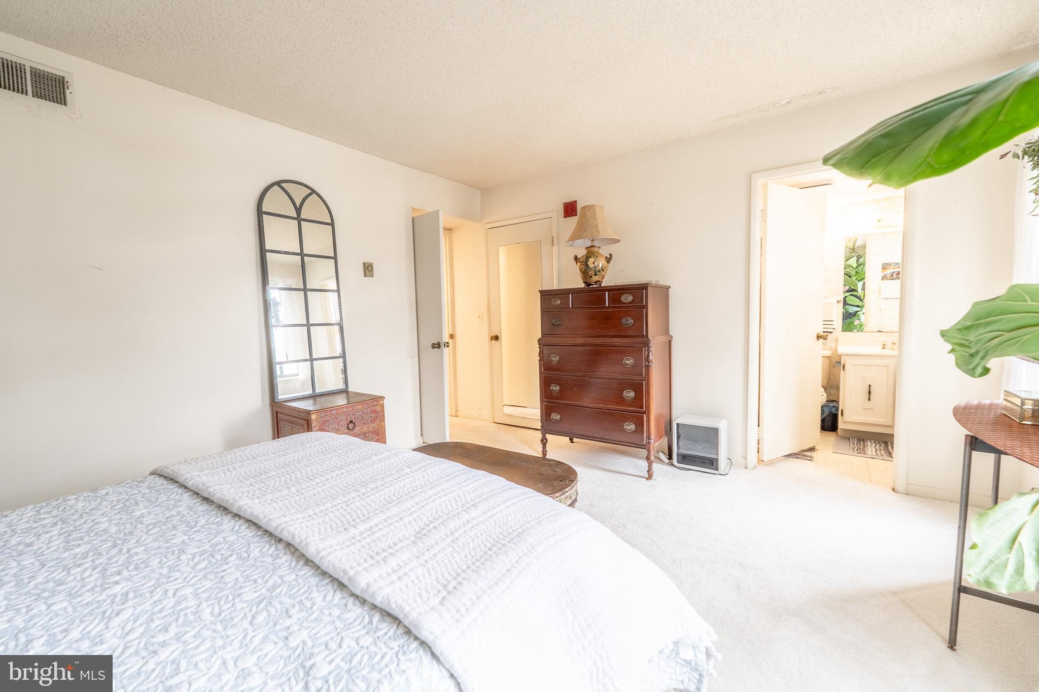 ROSSMOOR MUTUAL #19B - Residential