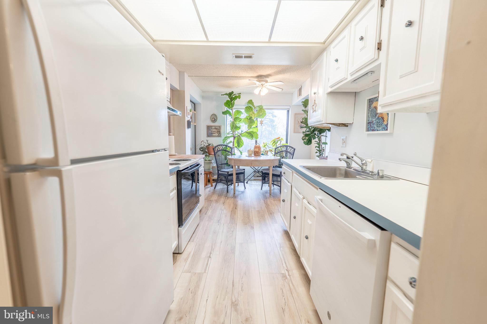 ROSSMOOR MUTUAL #19B - Residential