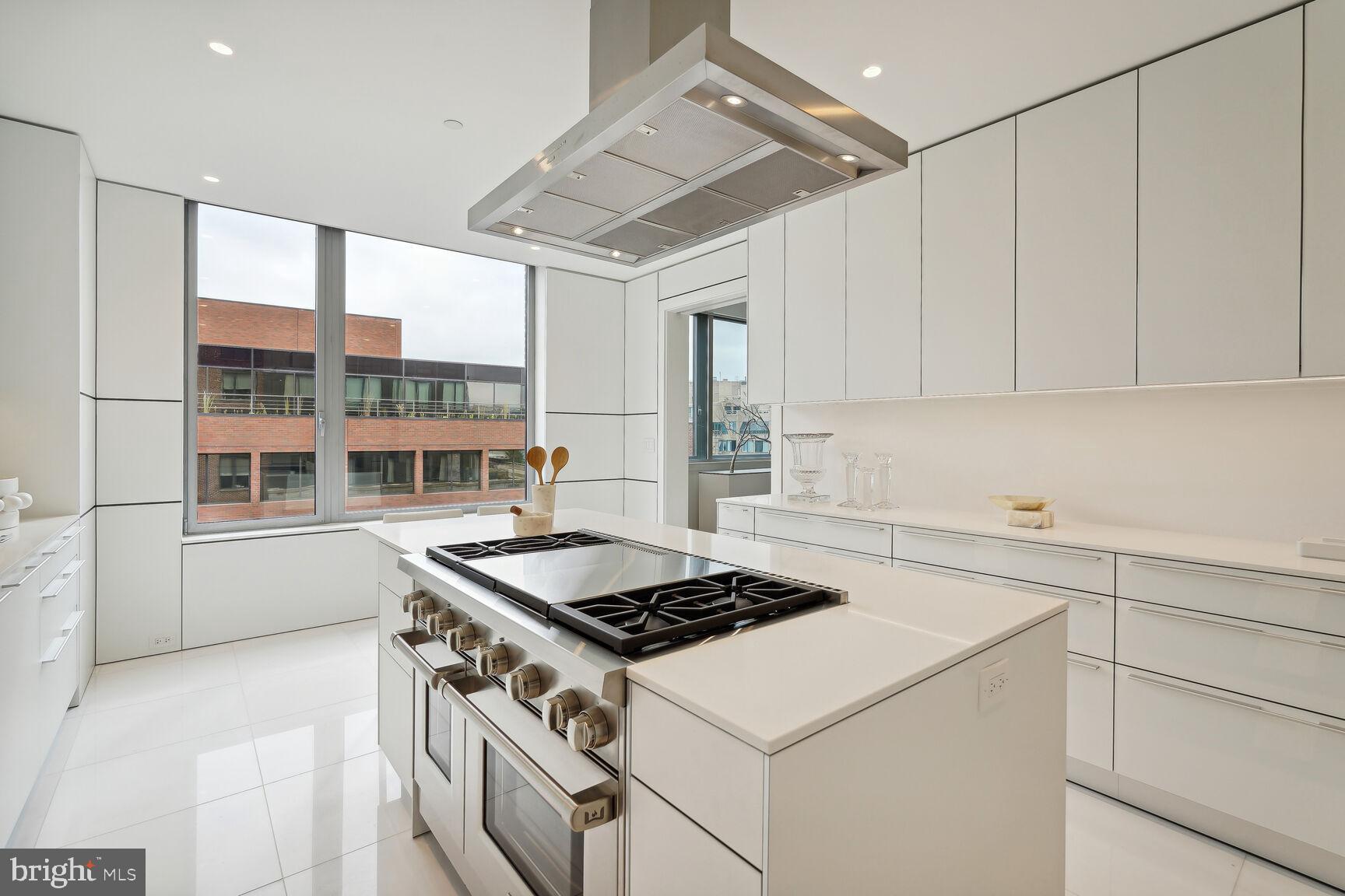 GEORGETOWN - Residential