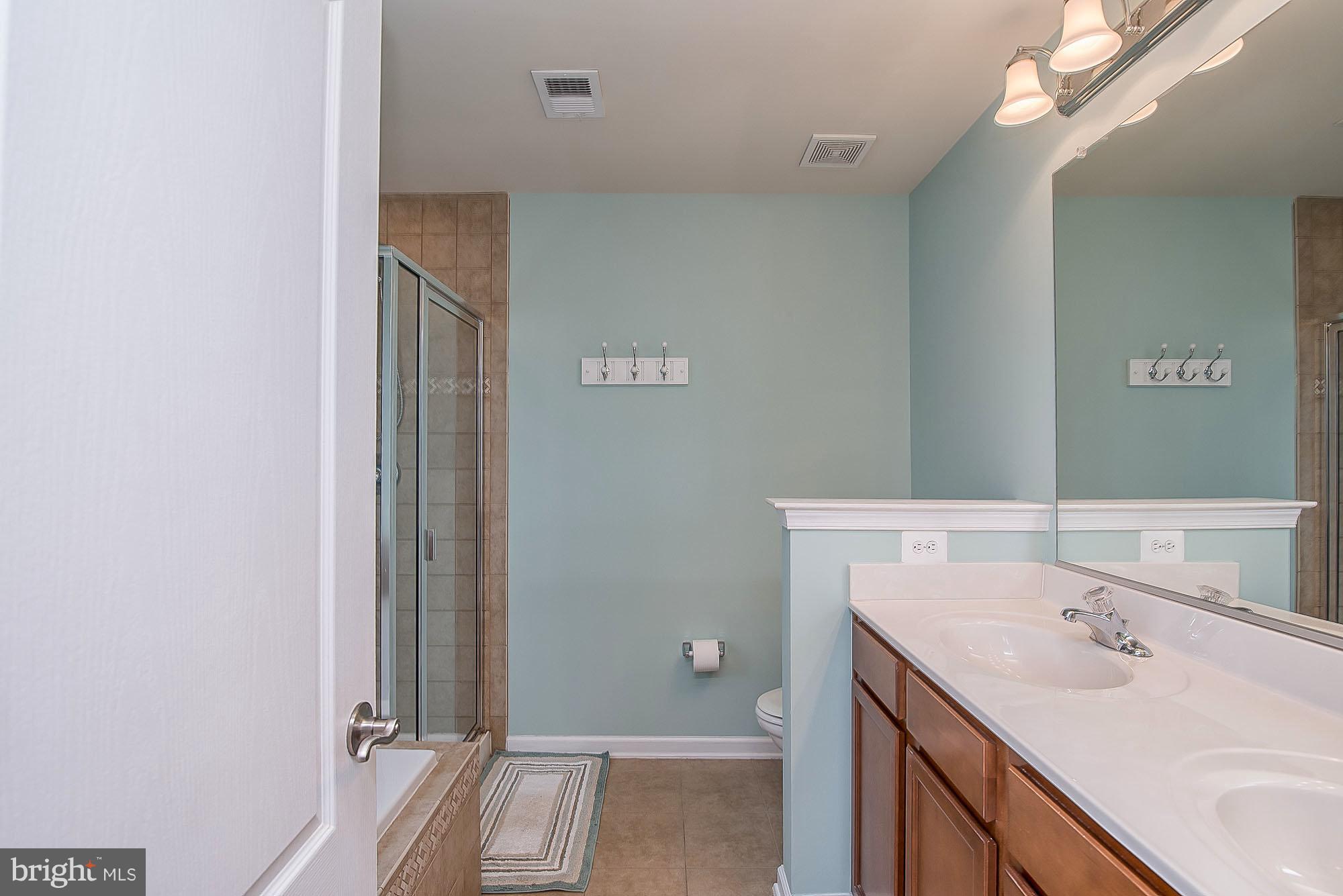 STAFFORD LAKES VILLAGE - Residential