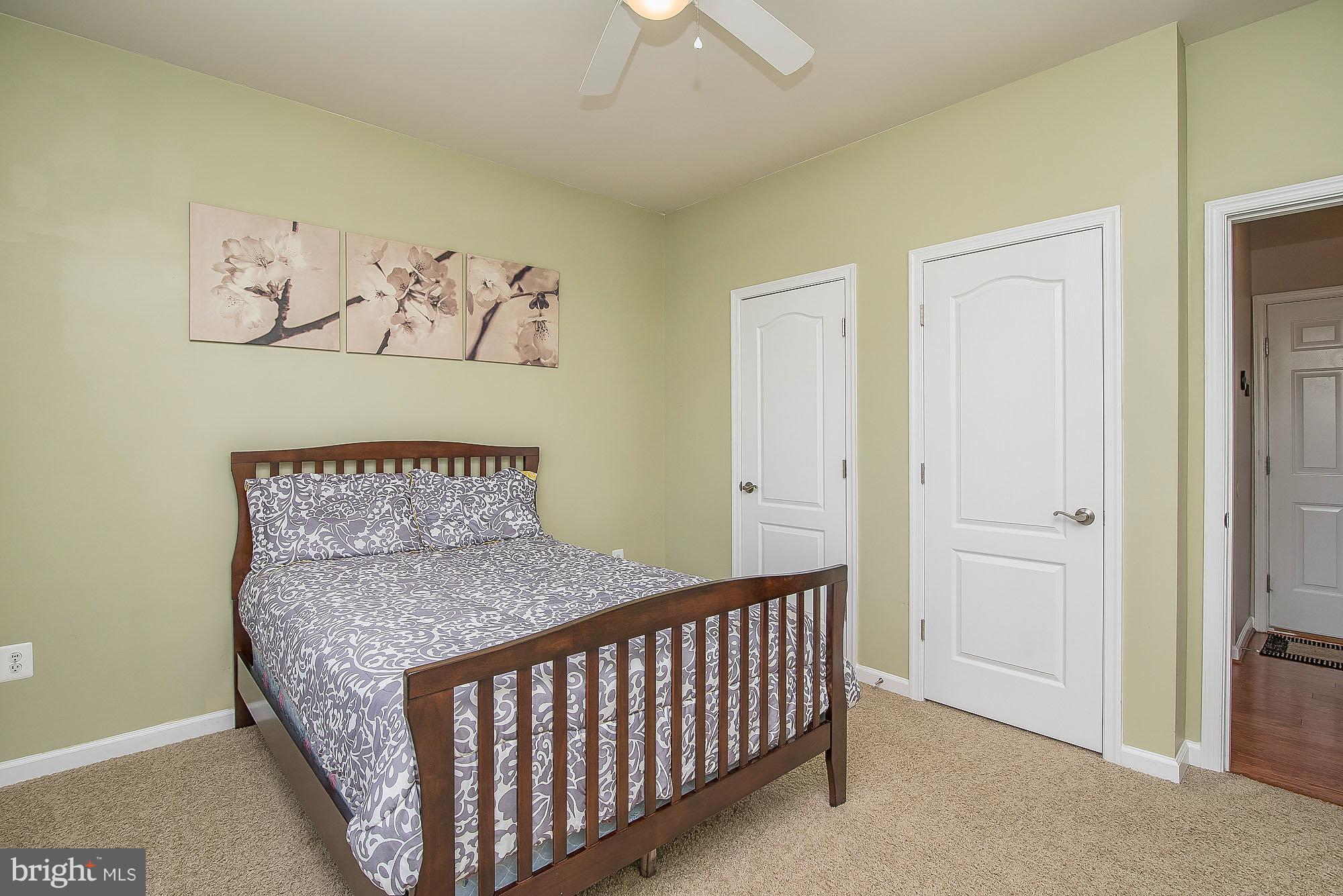 STAFFORD LAKES VILLAGE - Residential