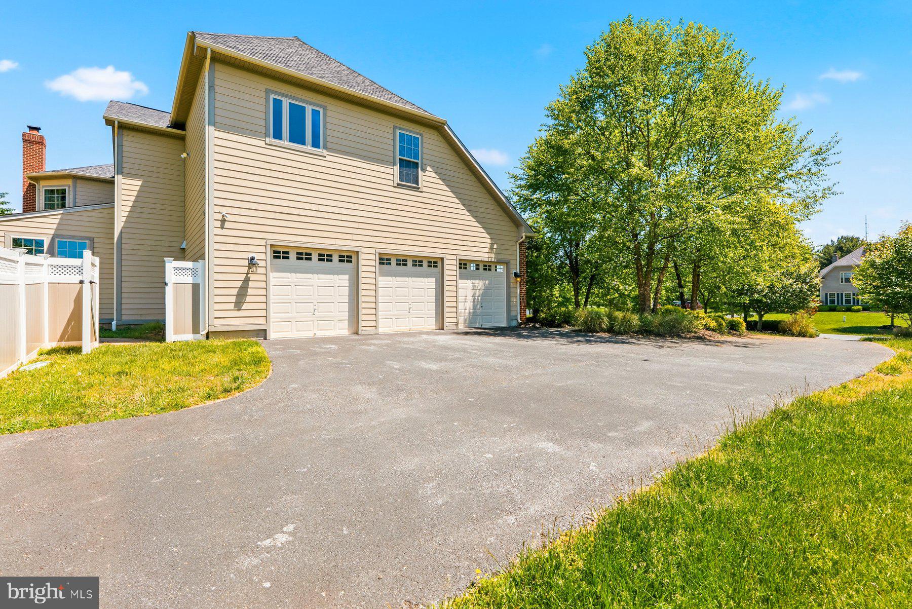RESERVE AT VISTA RIDGE - Residential