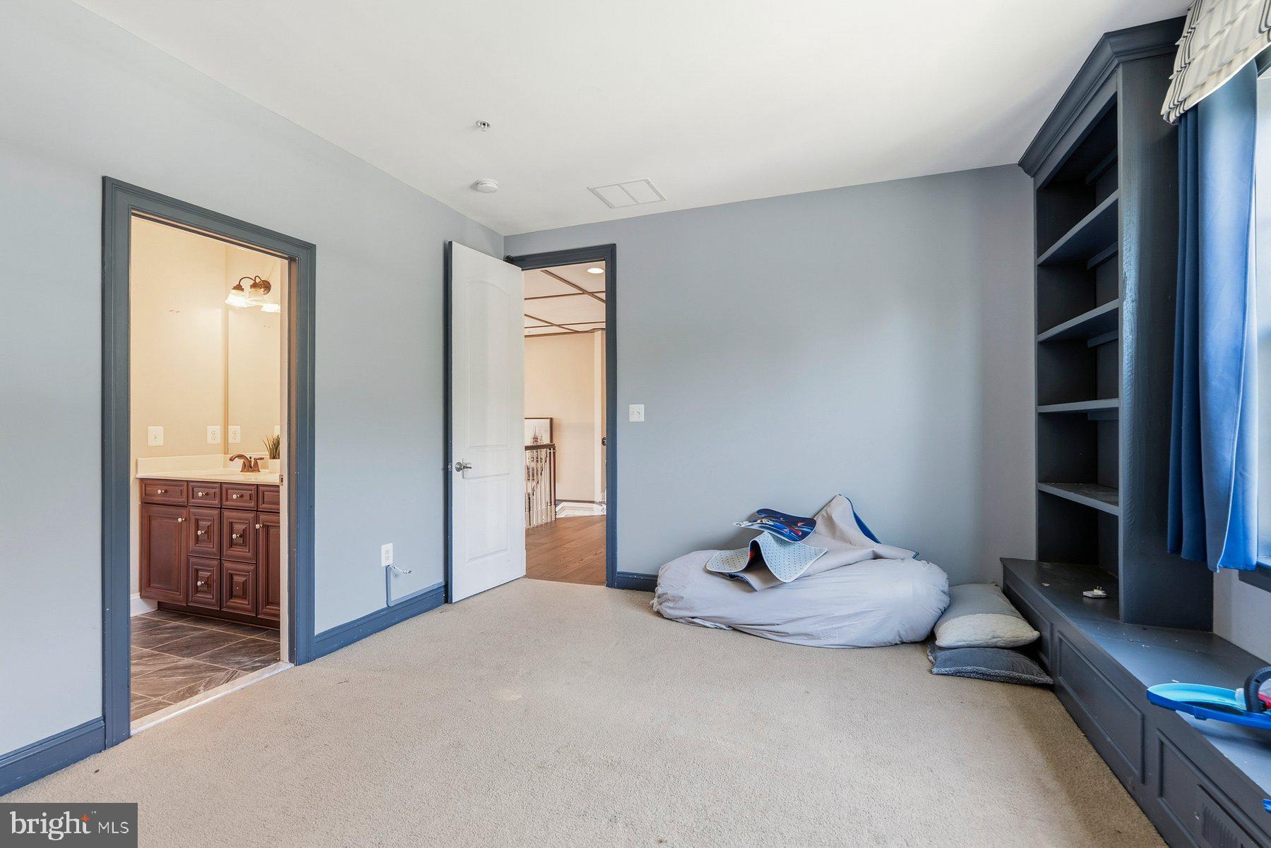 RESERVE AT VISTA RIDGE - Residential