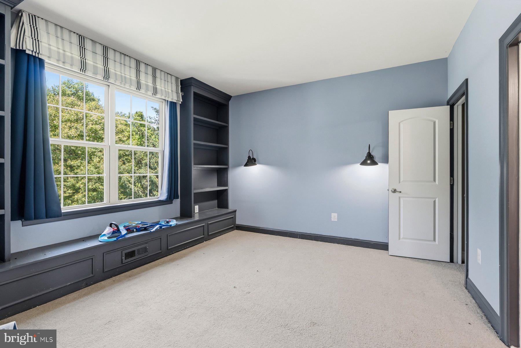 RESERVE AT VISTA RIDGE - Residential