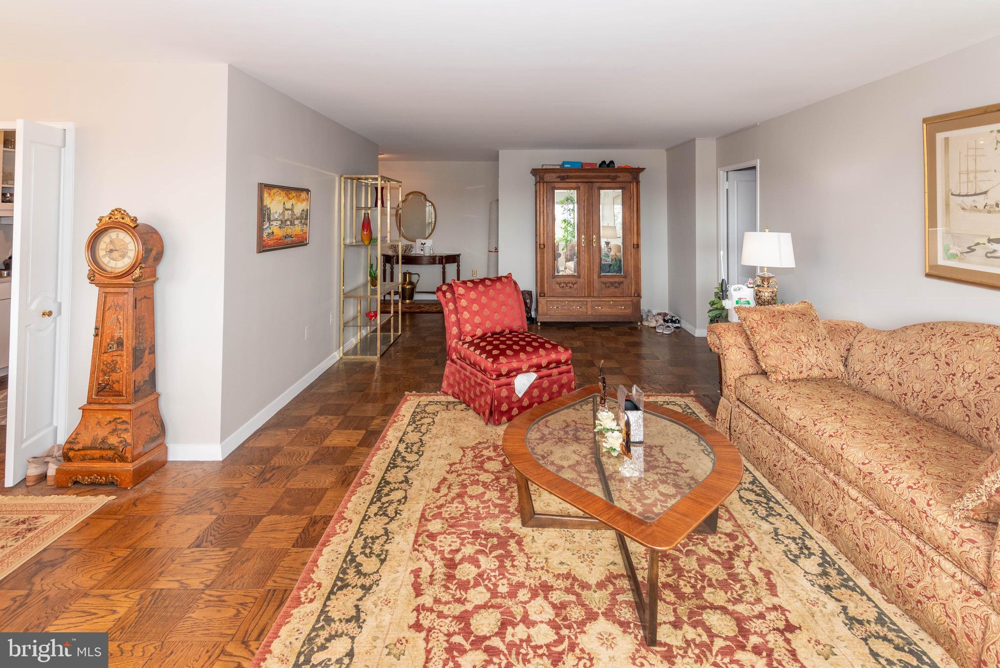 CROSS COUNTRY - Residential