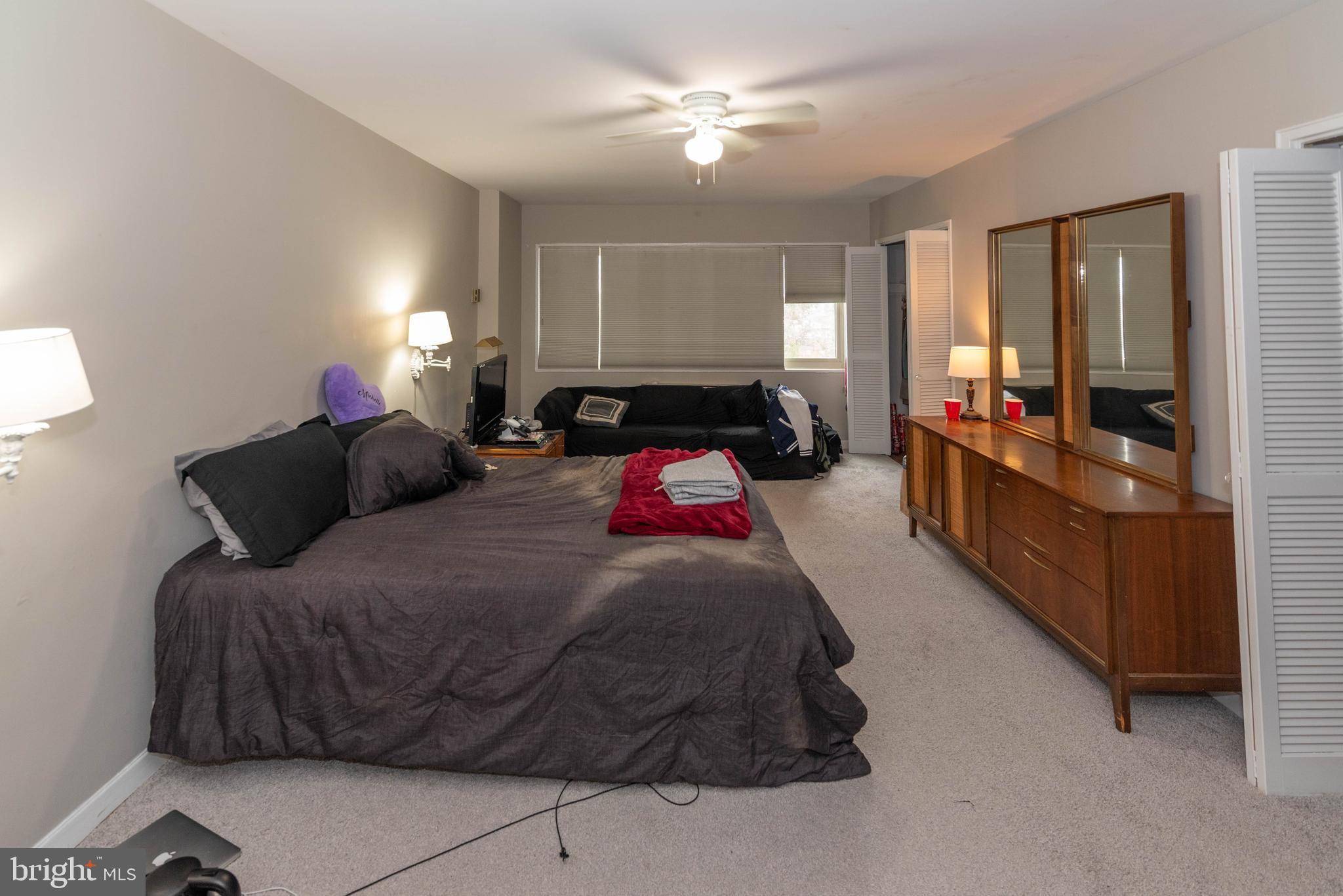 CROSS COUNTRY - Residential