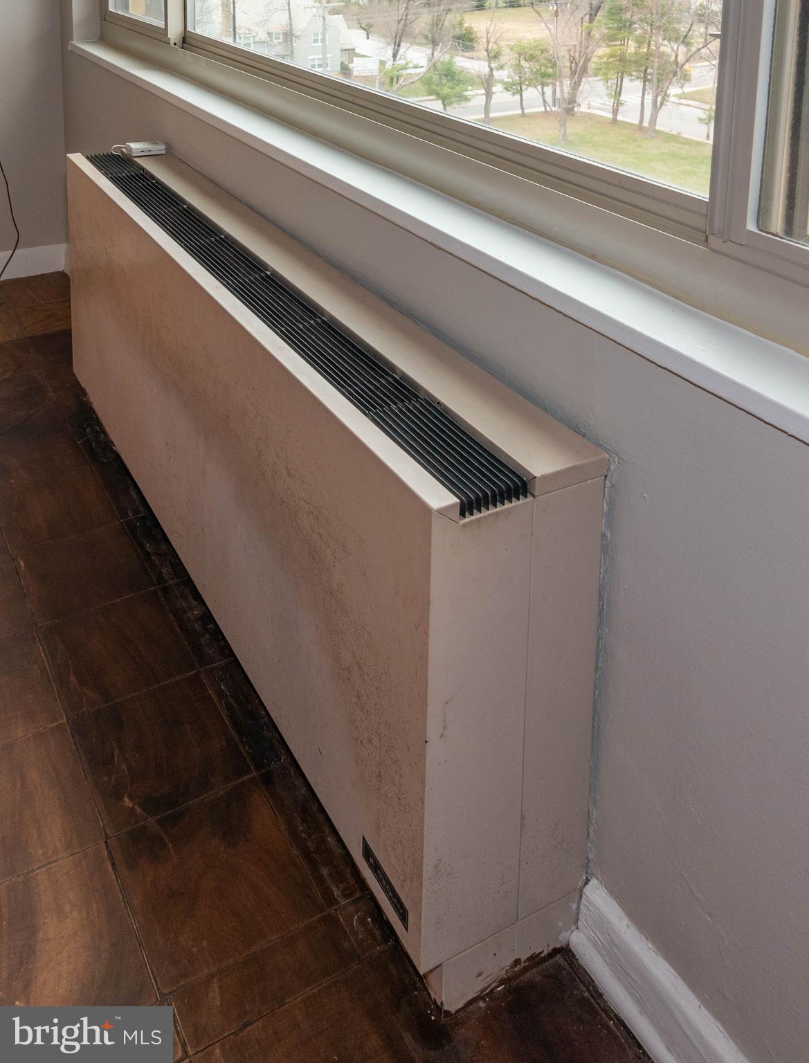 CROSS COUNTRY - Residential