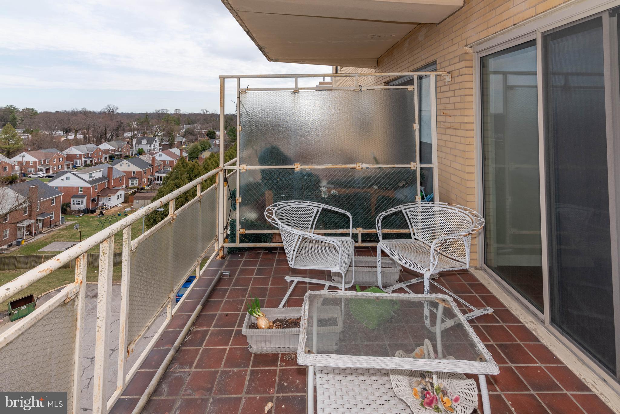 CROSS COUNTRY - Residential