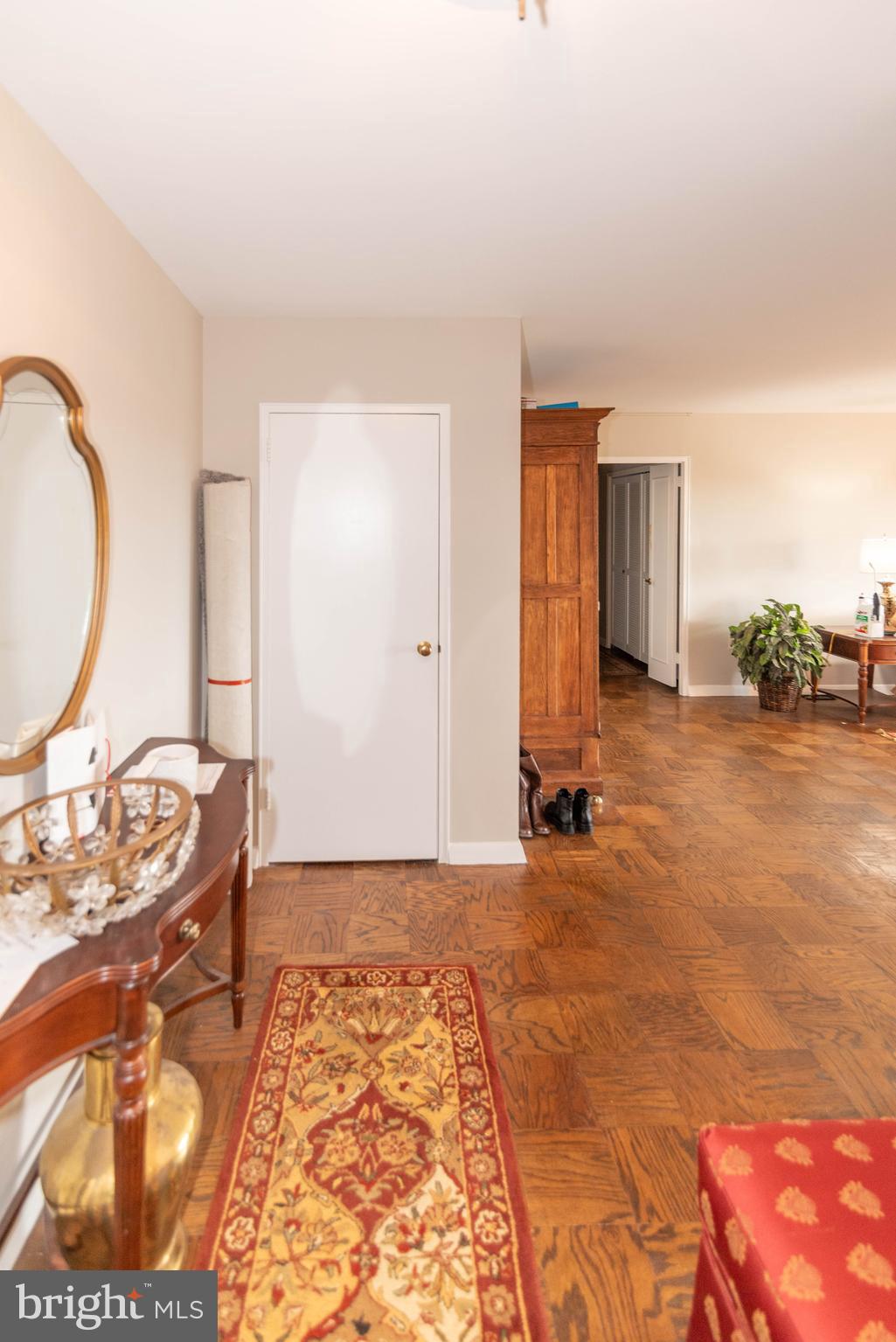 CROSS COUNTRY - Residential