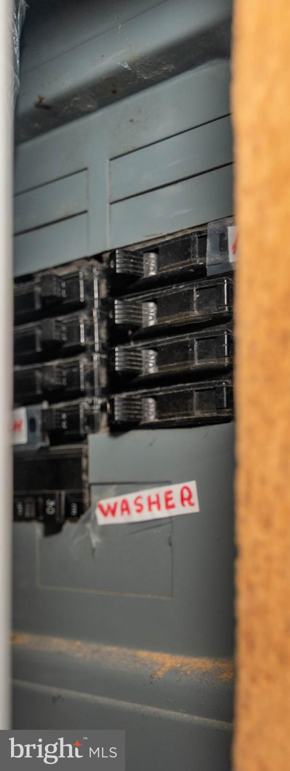 CROSS COUNTRY - Residential