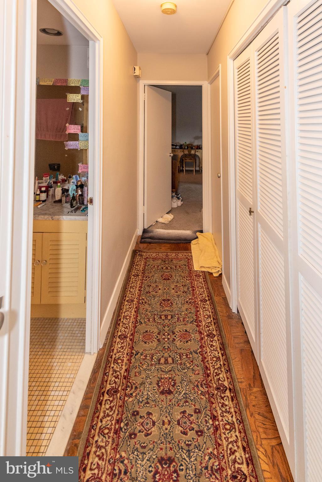 CROSS COUNTRY - Residential