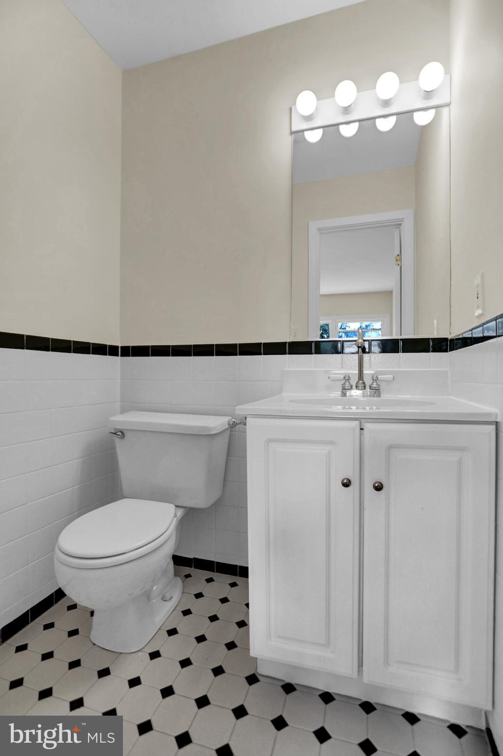 LAKEHURST - Residential