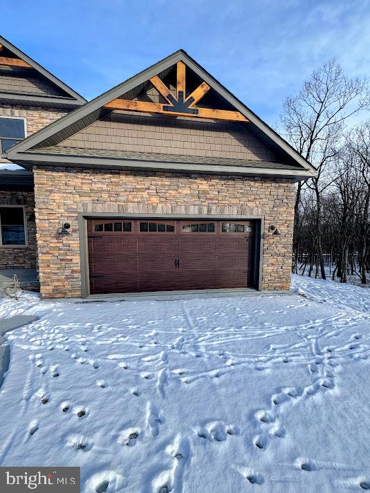 107 S HONEYSUCKLE DRIVE