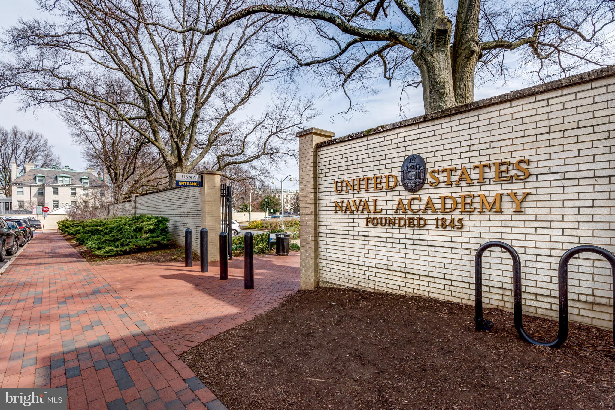 HISTORIC DISTRICT - Residential