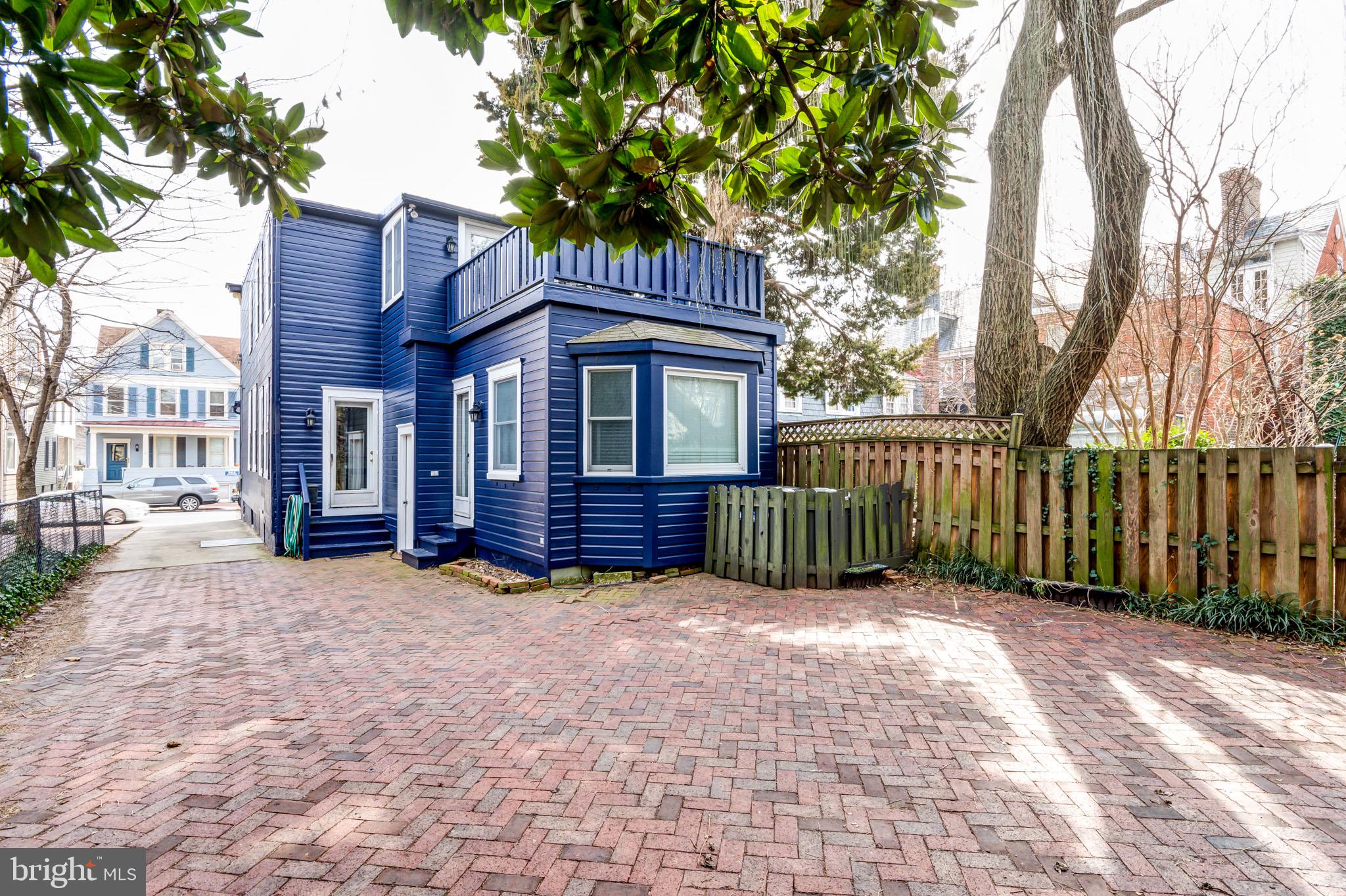 HISTORIC DISTRICT - Residential