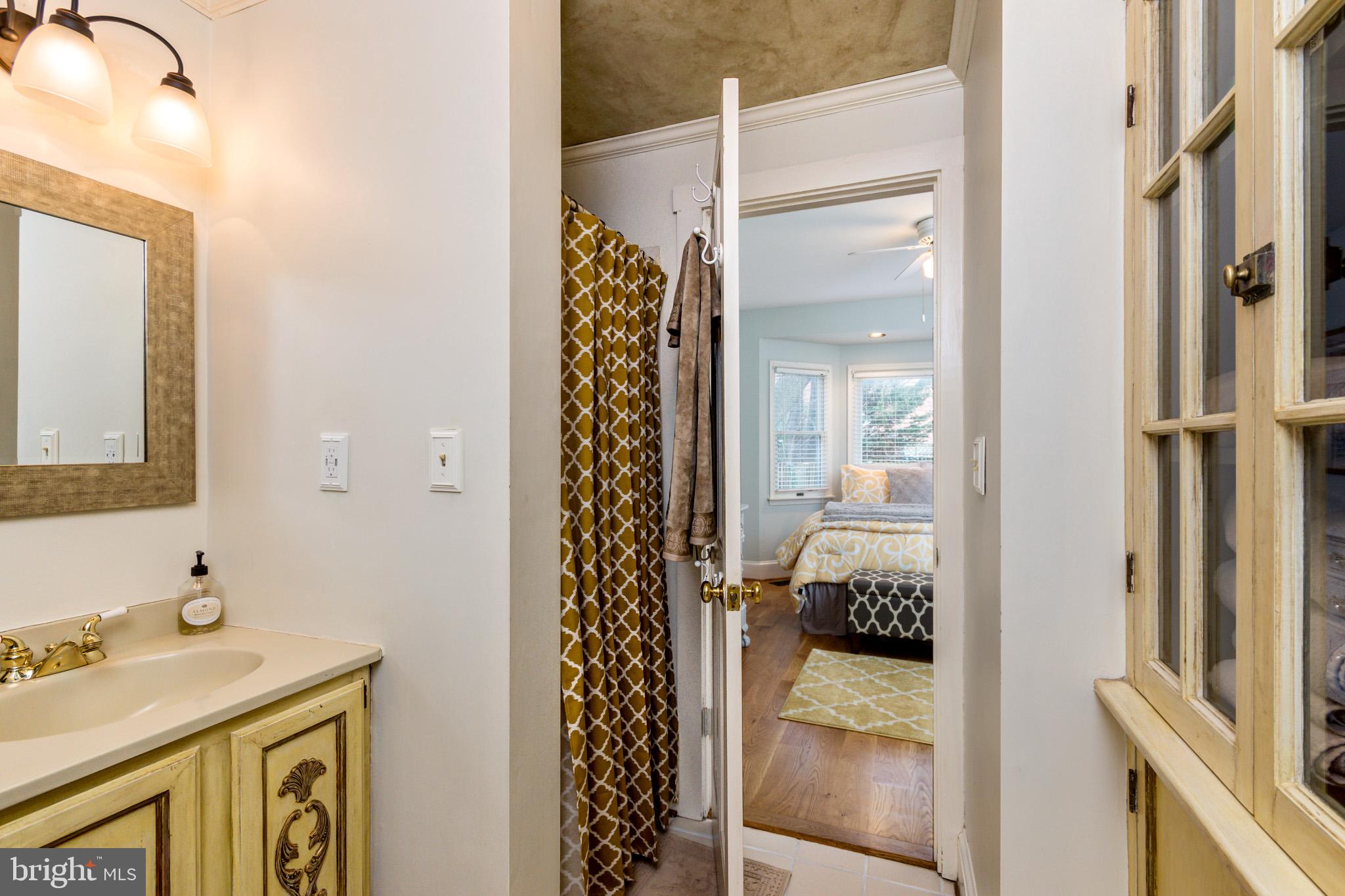 HISTORIC DISTRICT - Residential