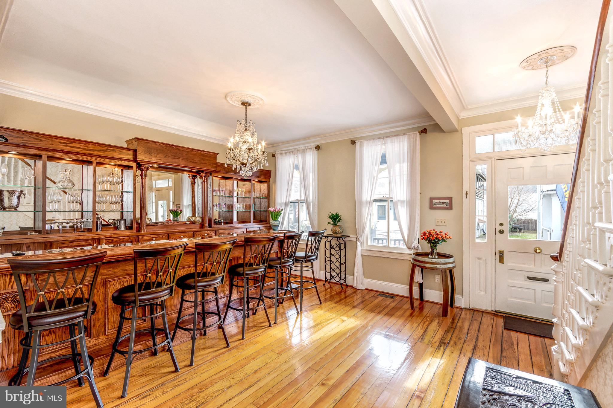 HISTORIC DISTRICT - Residential