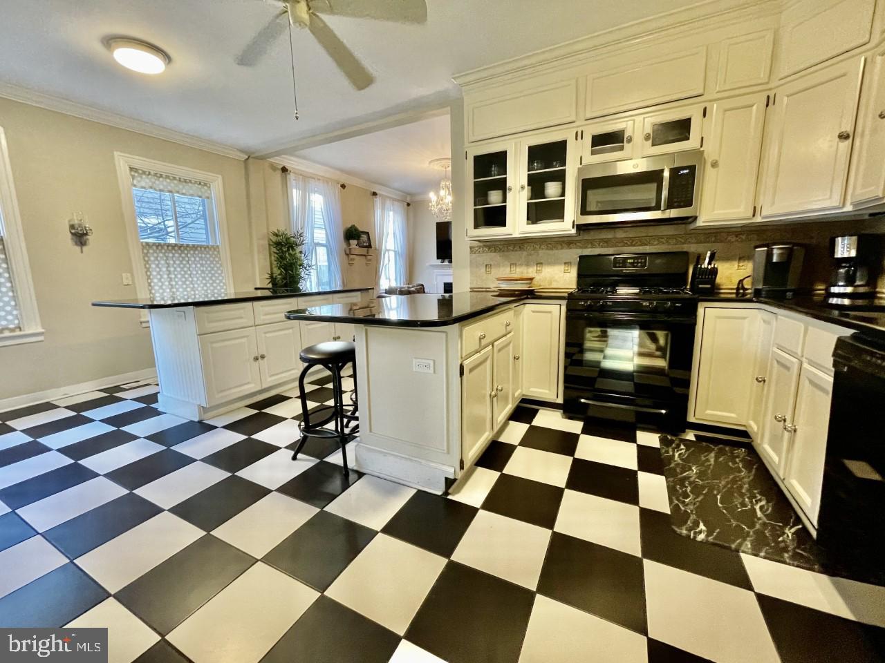 HISTORIC DISTRICT - Residential