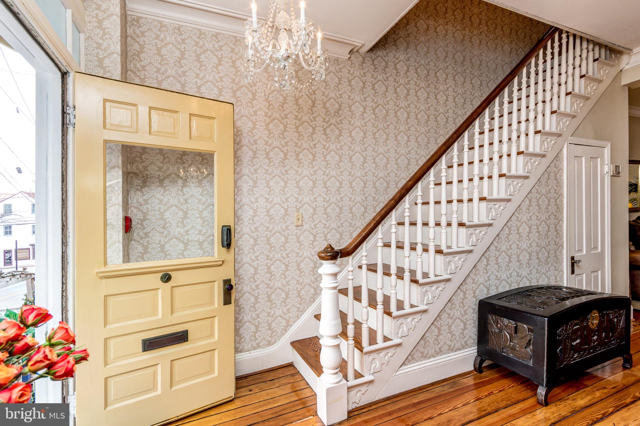 HISTORIC DISTRICT - Residential