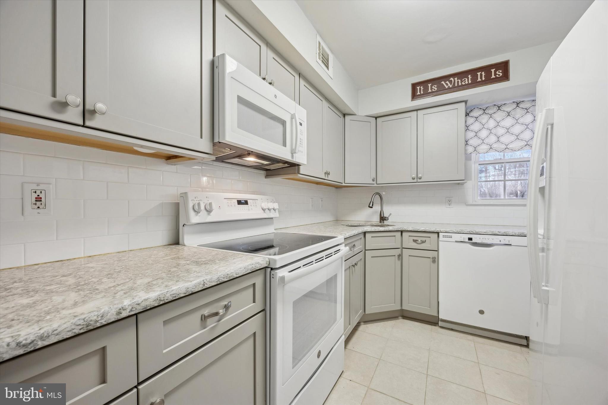 TAMERLANE - Residential