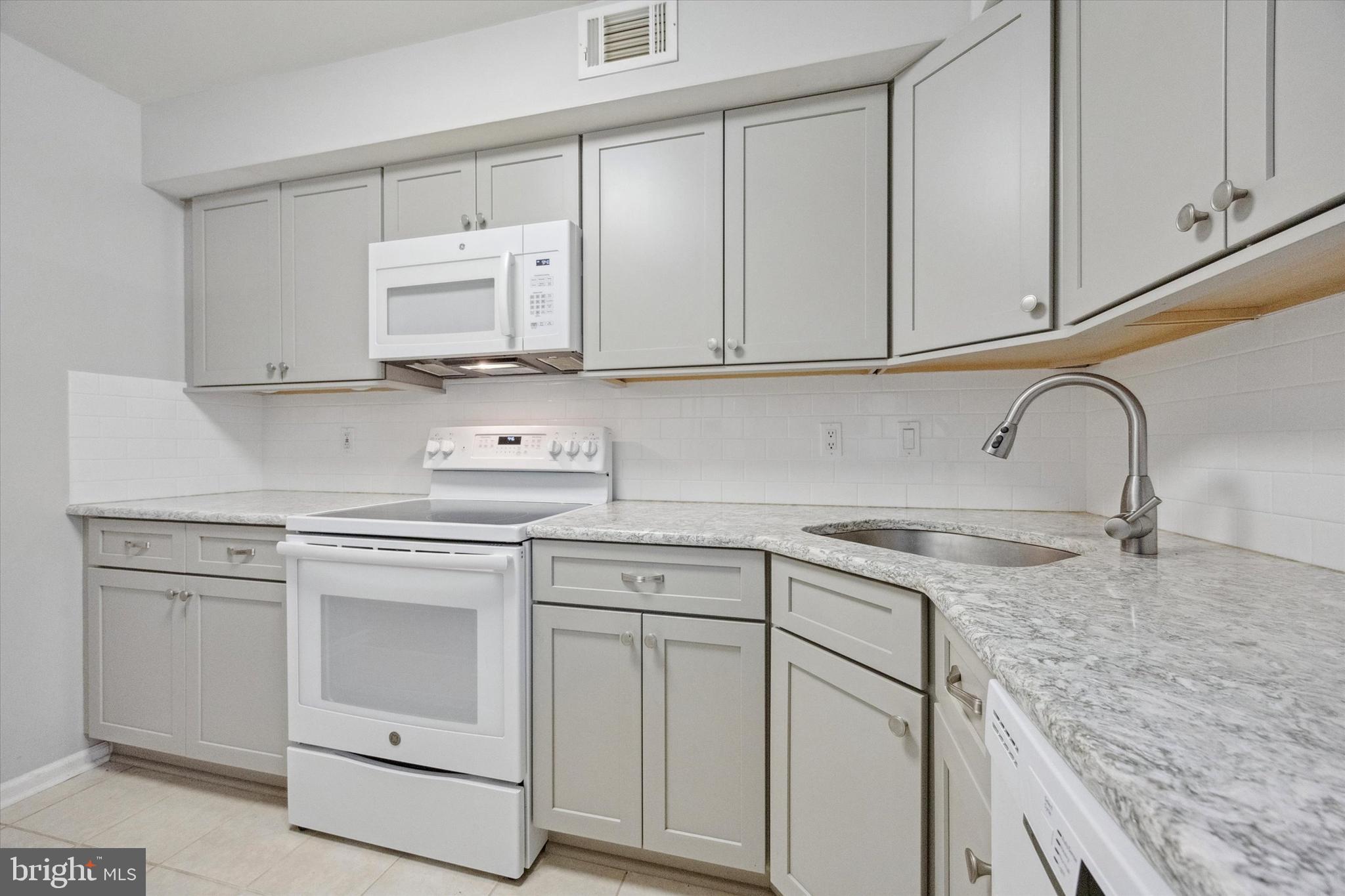 TAMERLANE - Residential