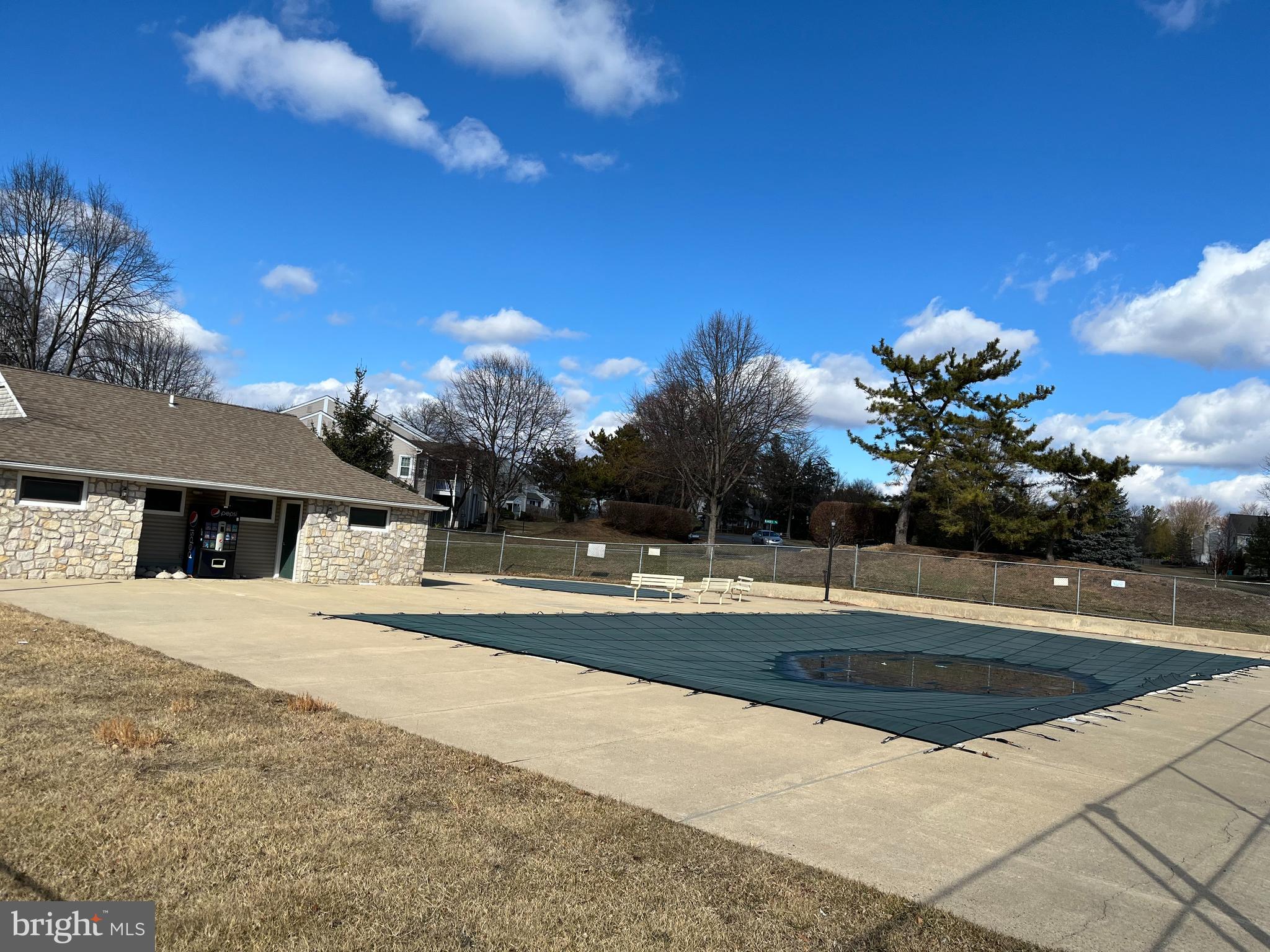 TAMERLANE - Residential