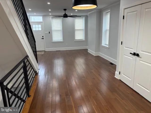 Philadelphia, Pennsylvania 19145, United States, 3 Bedrooms Bedrooms, ,2 BathroomsBathrooms,Residential,Coming Soon,171751