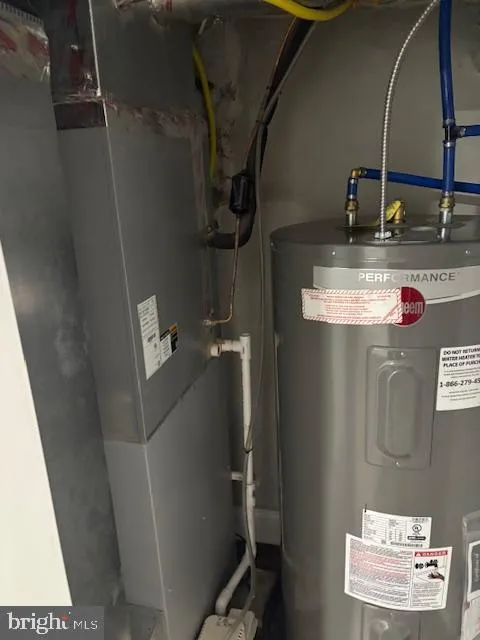 Philadelphia, Pennsylvania 19145, United States, 3 Bedrooms Bedrooms, ,2 BathroomsBathrooms,Residential,Coming Soon,171751