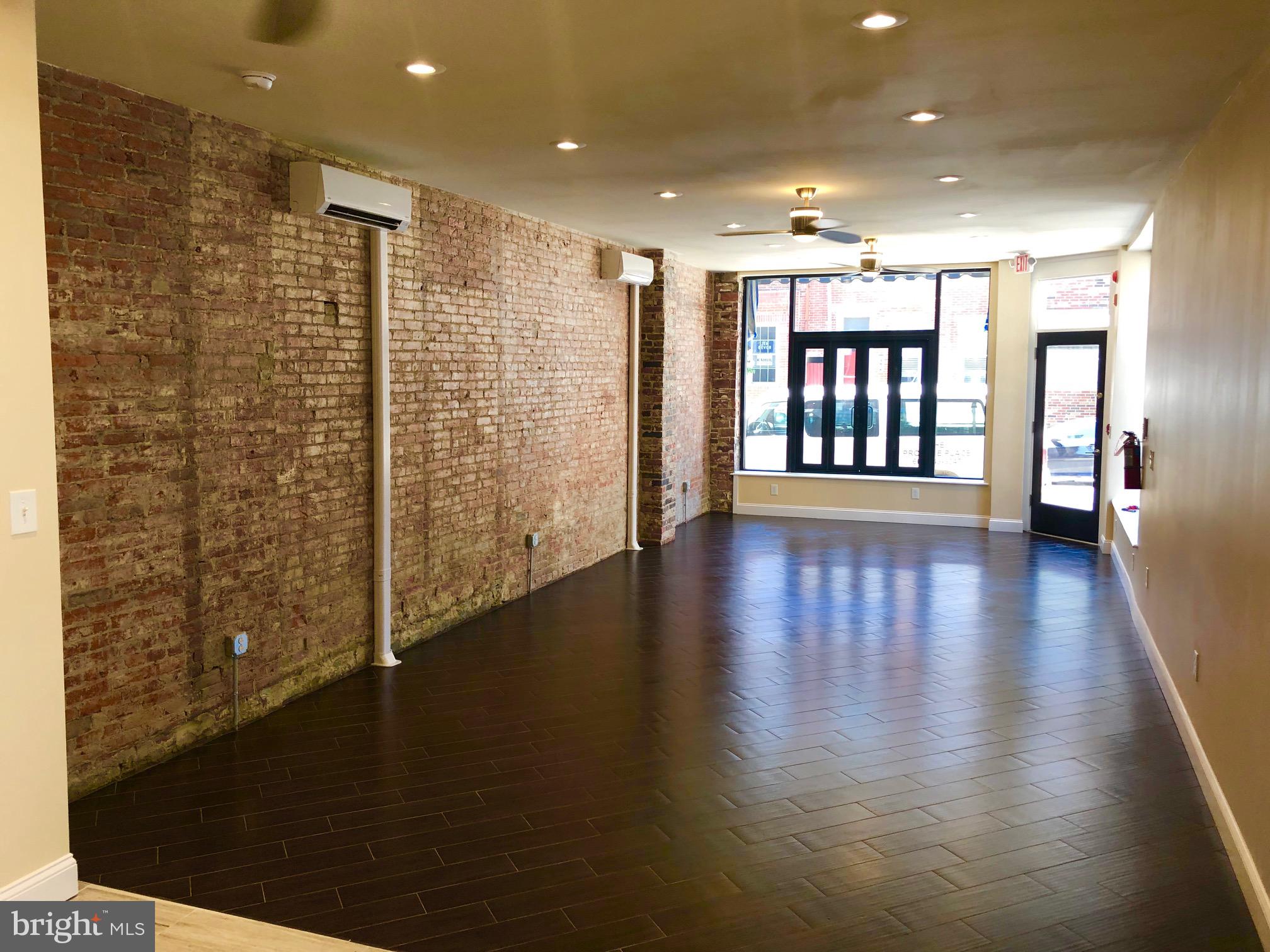 PASSYUNK SQUARE - Commercial Sale