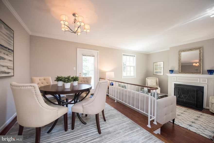 Handsome renovation of a 3BR, 2.5BA Watergate townhouse condo in sweet-spot 2 blocks to both Old Town & GW Pkwy !  Clean updates all over: 3 baths, the eat-in kitchen, Master bedroom and addt'l 2 BRs all on same floor. Great storage w/ closets galore & pull down stairs to full-height attic space!  Wood fpl & warm wood floors. Private brick patio. Parking solved - 3 (yes 3) garage spaces convey!