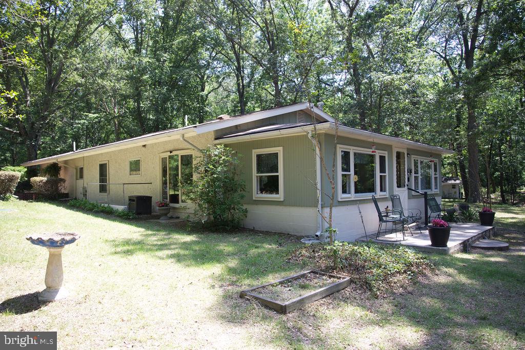251 RINGS END ROAD
