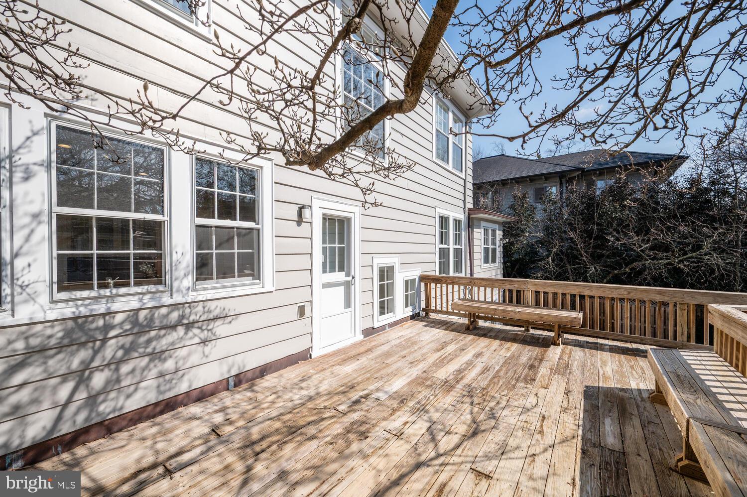 CHEVY CHASE VILLAGE - Residential